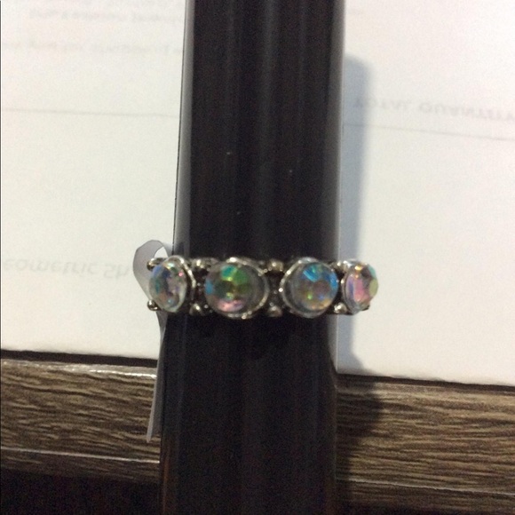 Rings - Picture 4 of 16